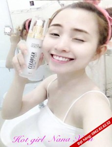 hot-girl-yeu-thich-sua-rua-mat-y-hoc-cleanser-clean-light-white-doctors-1