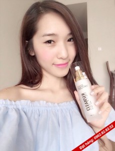 hot-girl-yeu-thich-sua-rua-mat-y-hoc-cleanser-clean-light-white-doctors-11