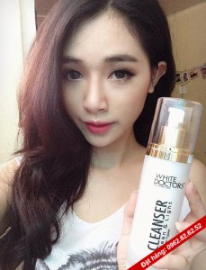 hot-girl-yeu-thich-sua-rua-mat-y-hoc-cleanser-clean-light-white-doctors-5
